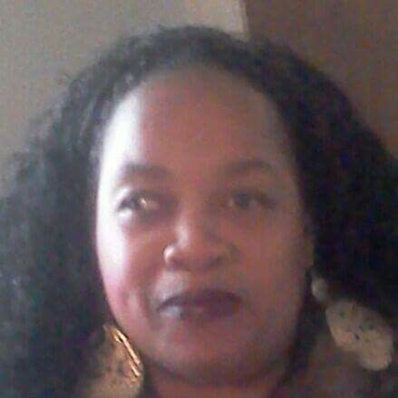 Meet your Posher, Shalon - Picture 1 of 1